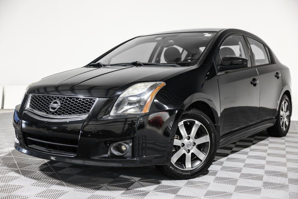 Used 2012 Nissan Sentra 2.0 SR w/ Special Edition Pkg FWD image 9