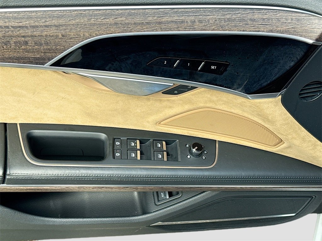 Used 2020 Audi A8 L 4.0T w/ Executive Package image 19