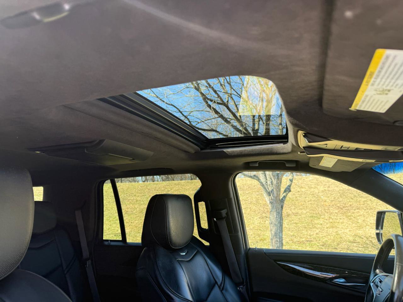 Used 2015 Cadillac Escalade Platinum image 26