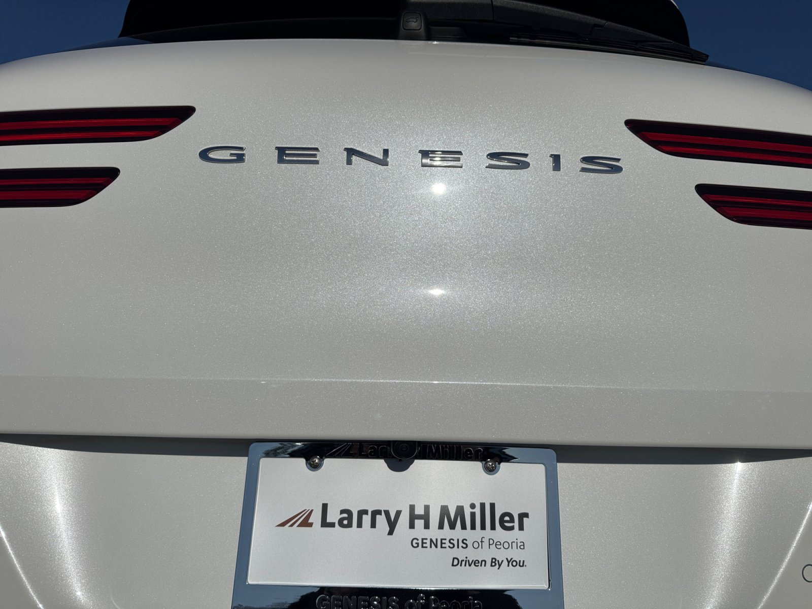Used 2025 Genesis Electrified GV70 AWD/4WD image 24