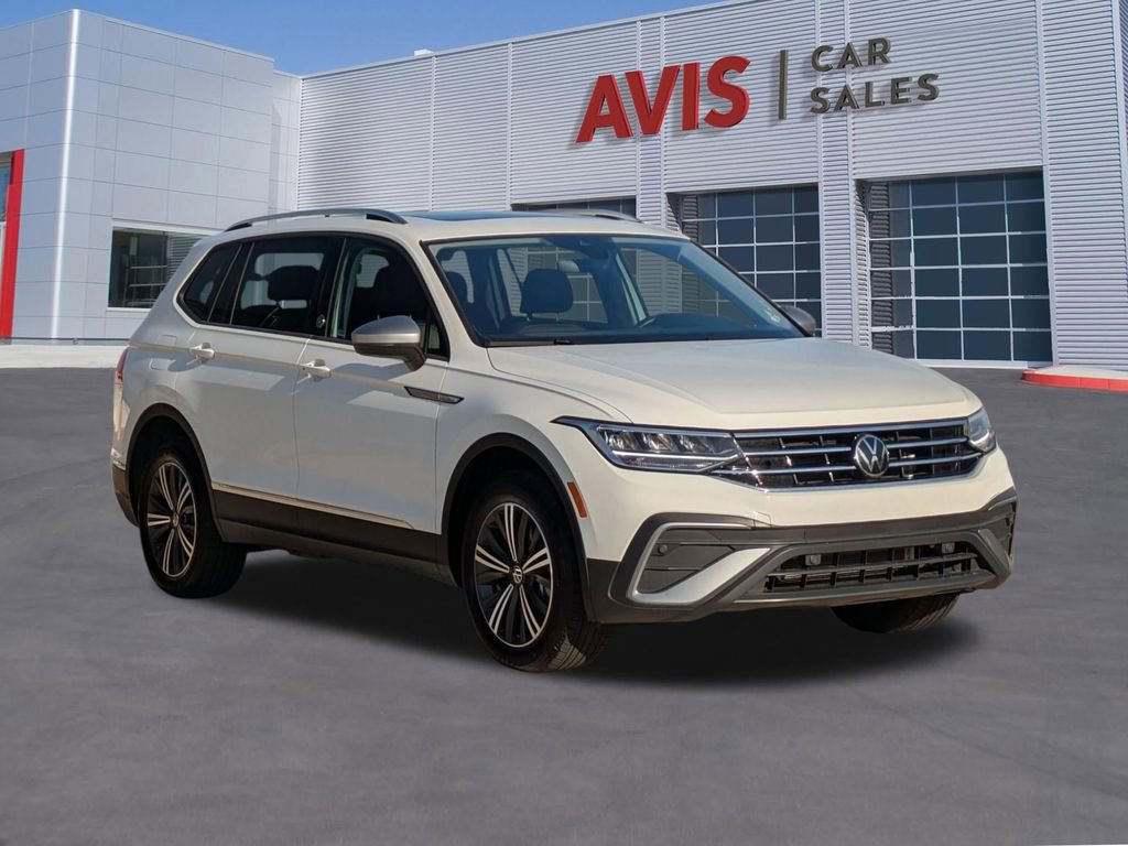 Used 2024 Volkswagen Tiguan Wolfsburg Edition image 3