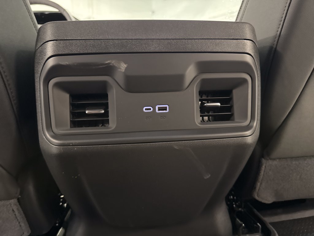 New 2026 Chevrolet Silverado 1500 RST w/ Dark Appearance Package AWD/4WD image 44