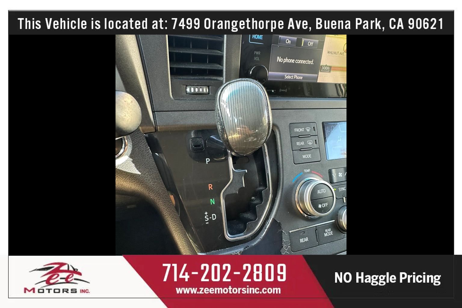Used 2017 Toyota Sienna SE Premium w/ Cargo Management Package FWD image 34