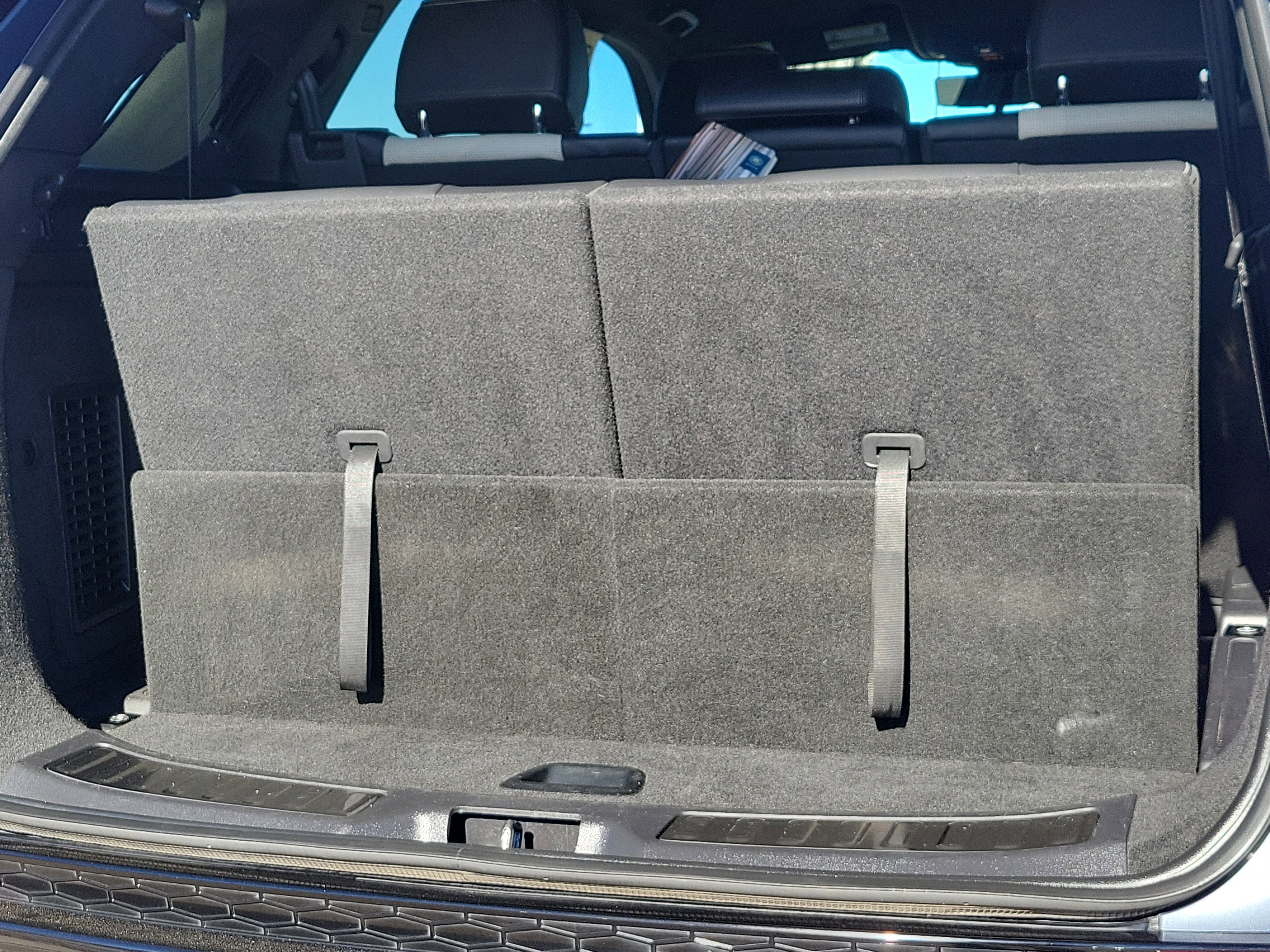 Used 2020 Land Rover Discovery Sport S R-Dynamic image 13