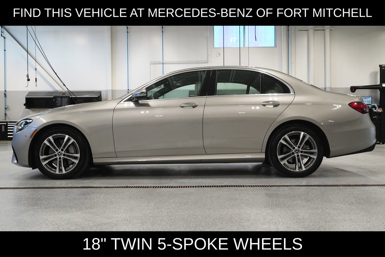 Used 2022 Mercedes-Benz E 350 4MATIC Sedan image 4