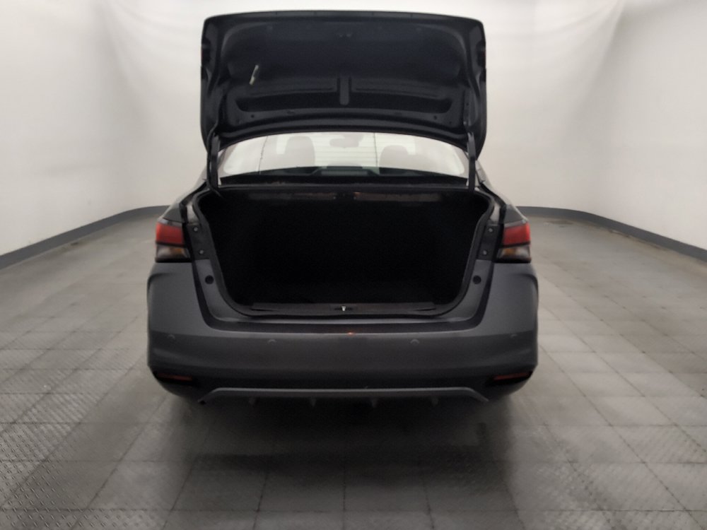 Used 2024 Nissan Versa SV FWD image 29