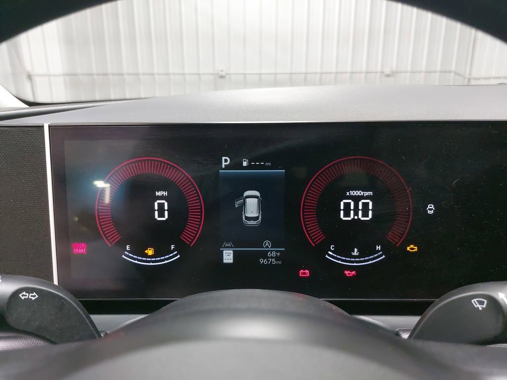 Certified 2025 Hyundai Tucson SE image 18