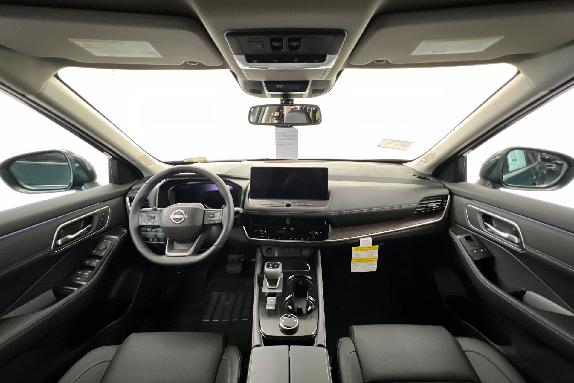 New 2026 Nissan Rogue Platinum w/ Platinum Premium Package image 9