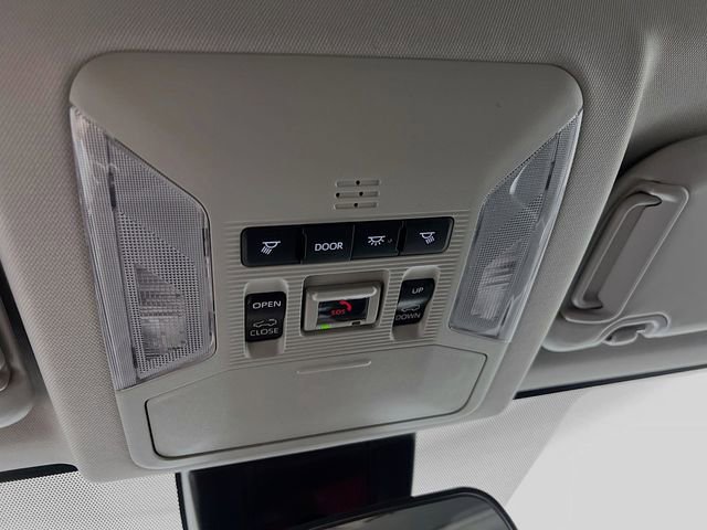 New 2025 Toyota RAV4 XLE image 18