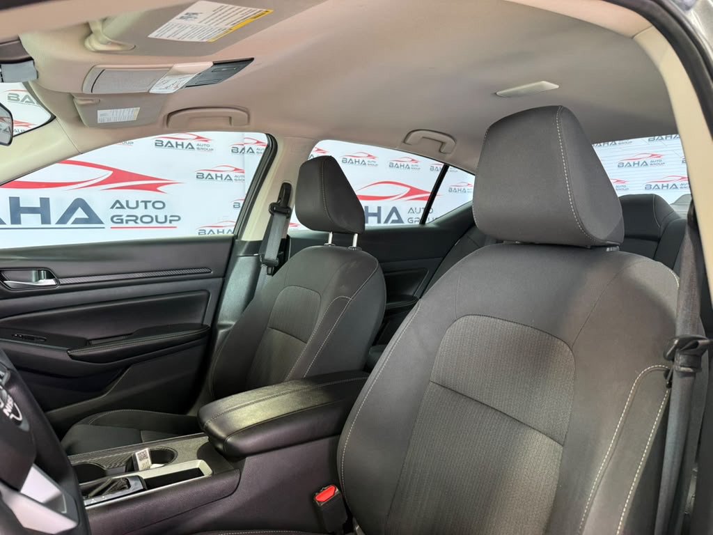 Used 2025 Nissan Altima 2.5 SV FWD image 26