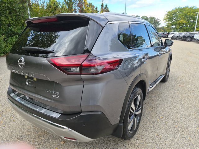 Used 2022 Nissan Rogue Platinum w/ Head-Up Display Package AWD/4WD image 8