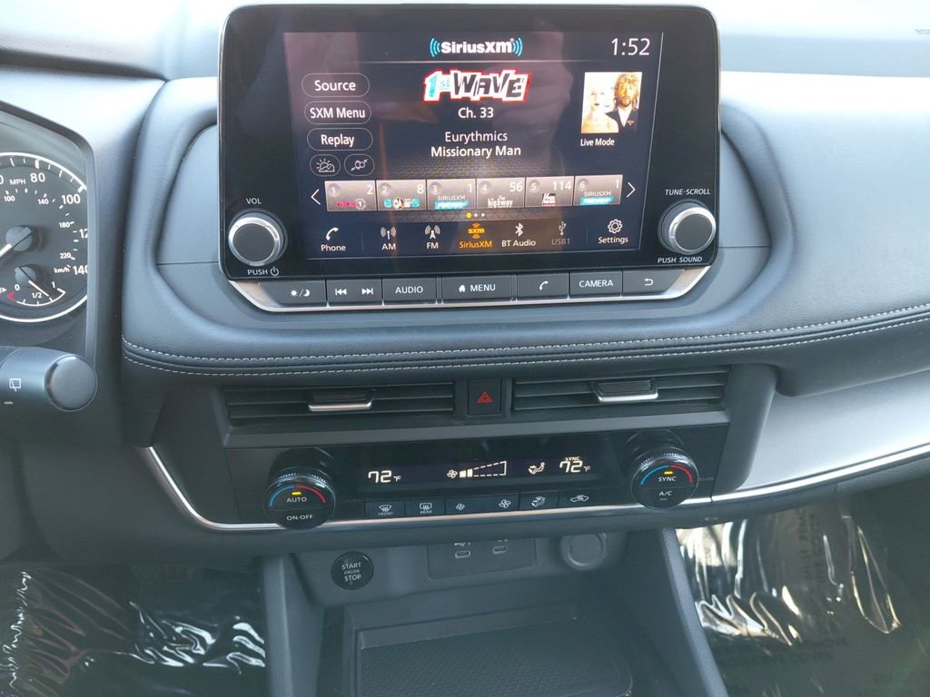 Used 2024 Nissan Rogue SV image 29