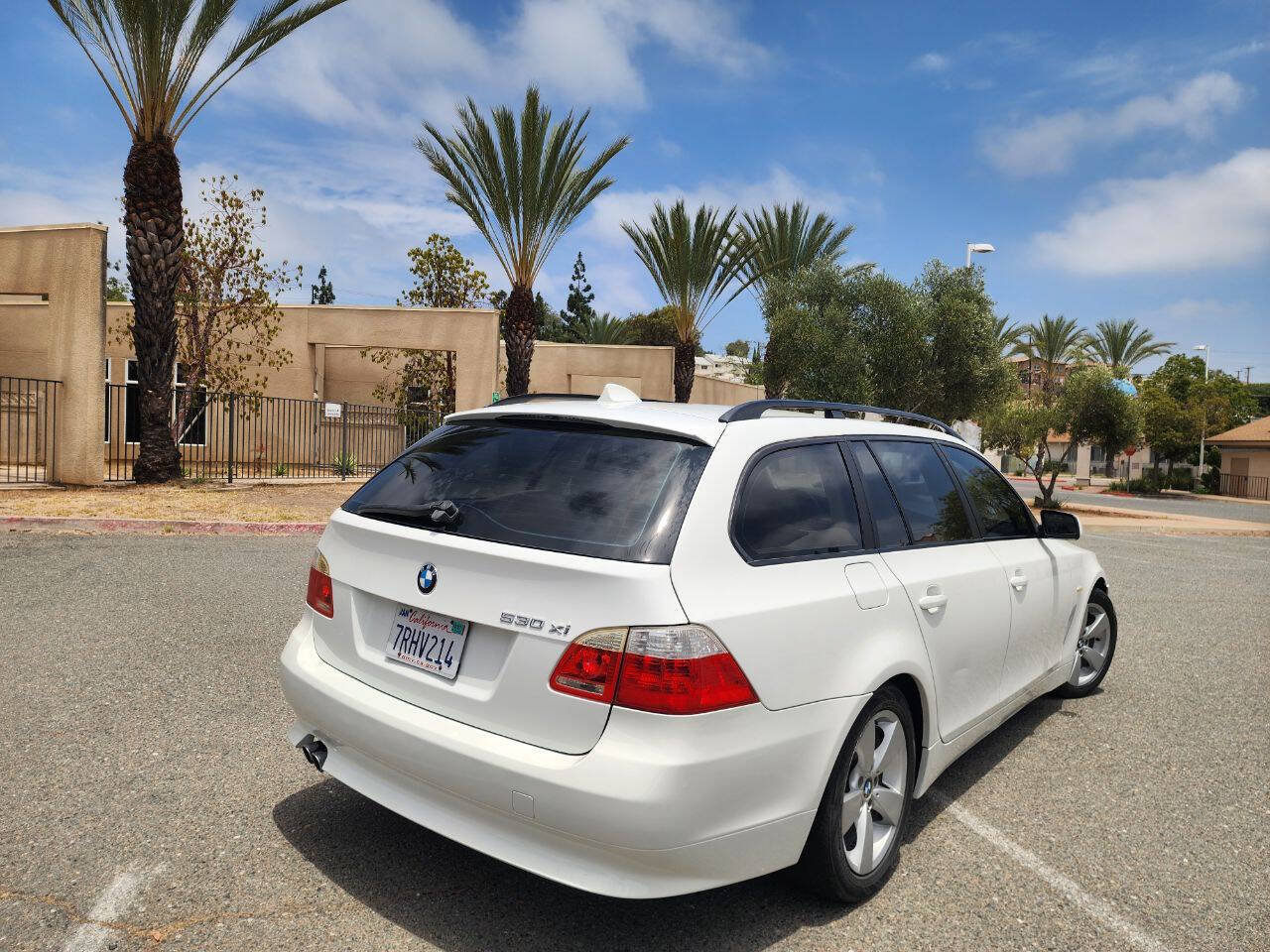 Used 2006 BMW 530xi Wagon AWD/4WD image 5