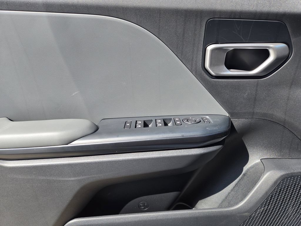 New 2026 Kia K4 FWD image 16