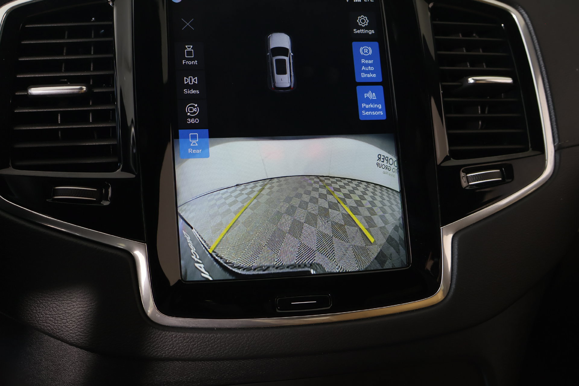 Used 2023 Volvo XC90 T8 Ultimate w/ Lounge Package AWD/4WD image 6