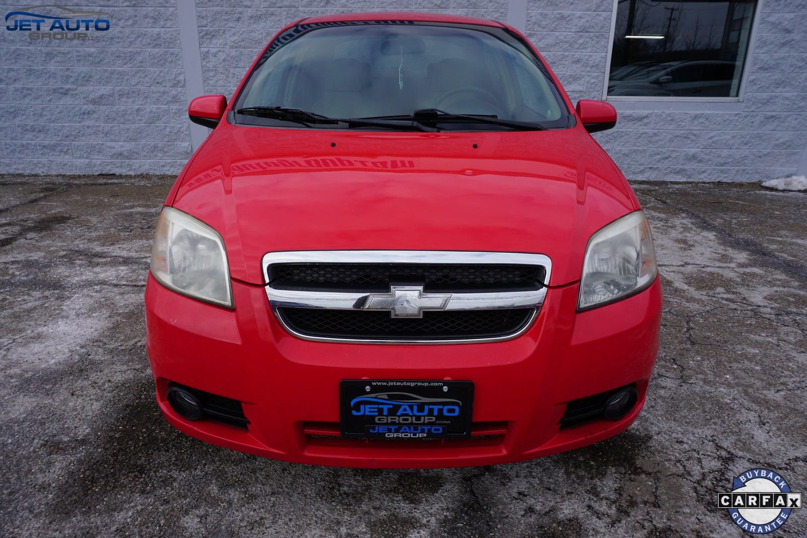Used 2011 Chevrolet Aveo LT image 2