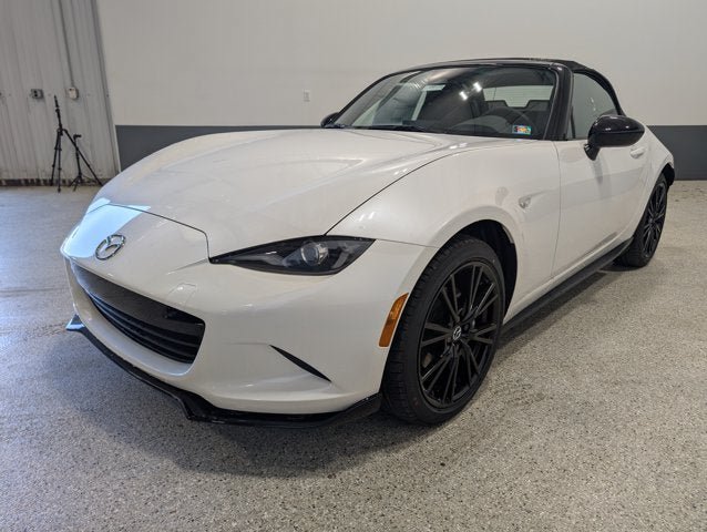 New 2026 MAZDA MX-5 Miata Club w/ Appearance Package RWD image 12