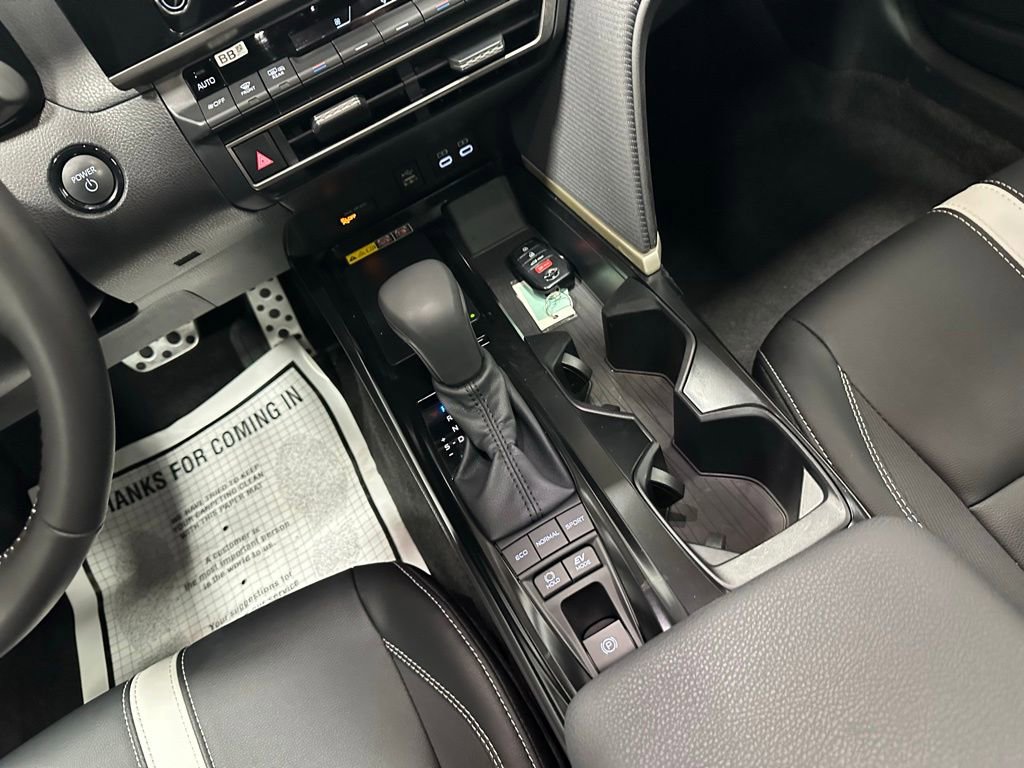 Used 2026 Toyota Camry SE image 39