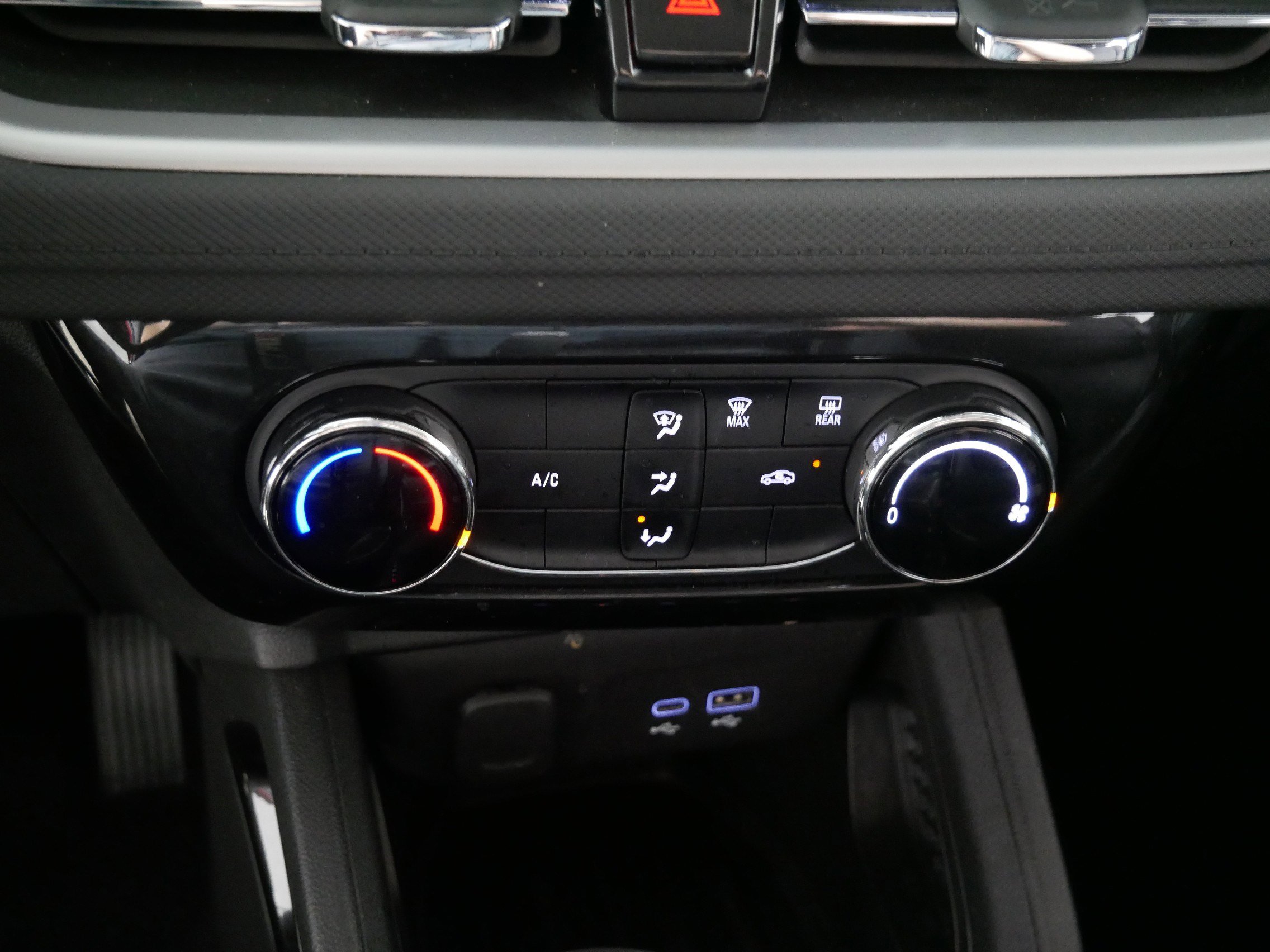 Used 2025 Chevrolet TrailBlazer LT image 23