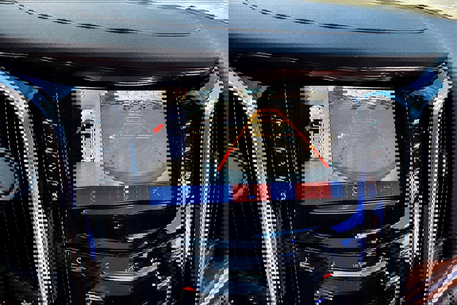 Used 2017 Cadillac Escalade Premium Luxury image 23