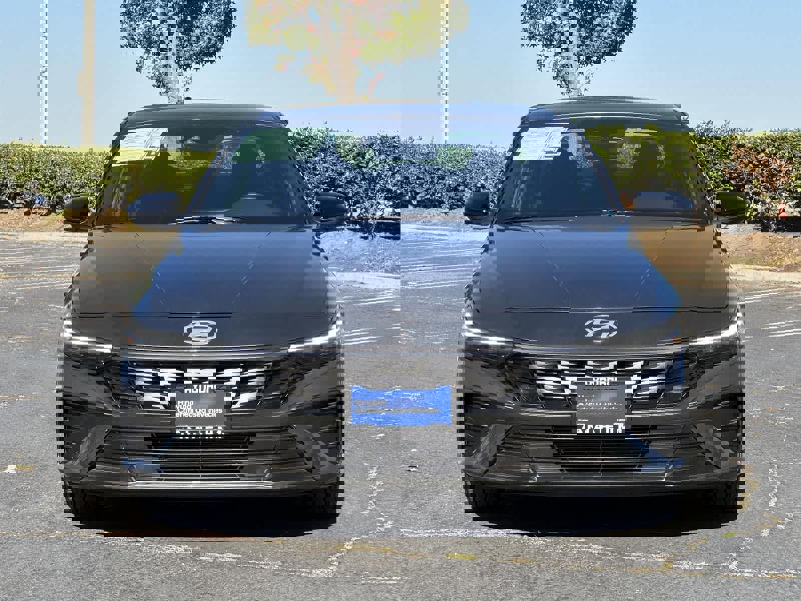 Certified 2025 Hyundai Elantra Sport w/ Cargo Package image 2