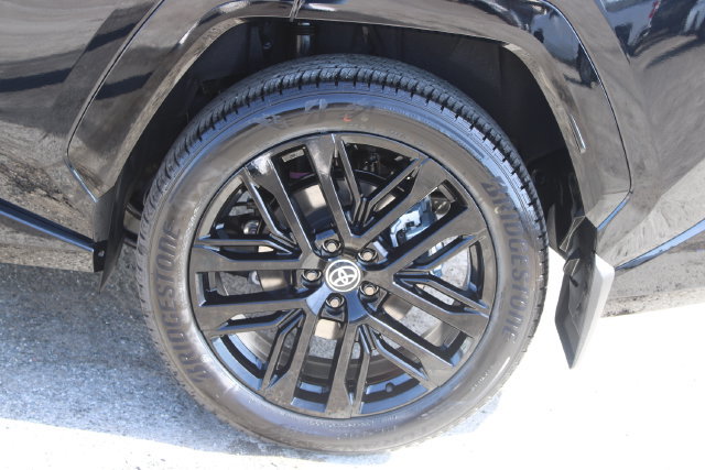 Used 2026 Toyota RAV4 XSE w/ Weather Package AWD/4WD image 8