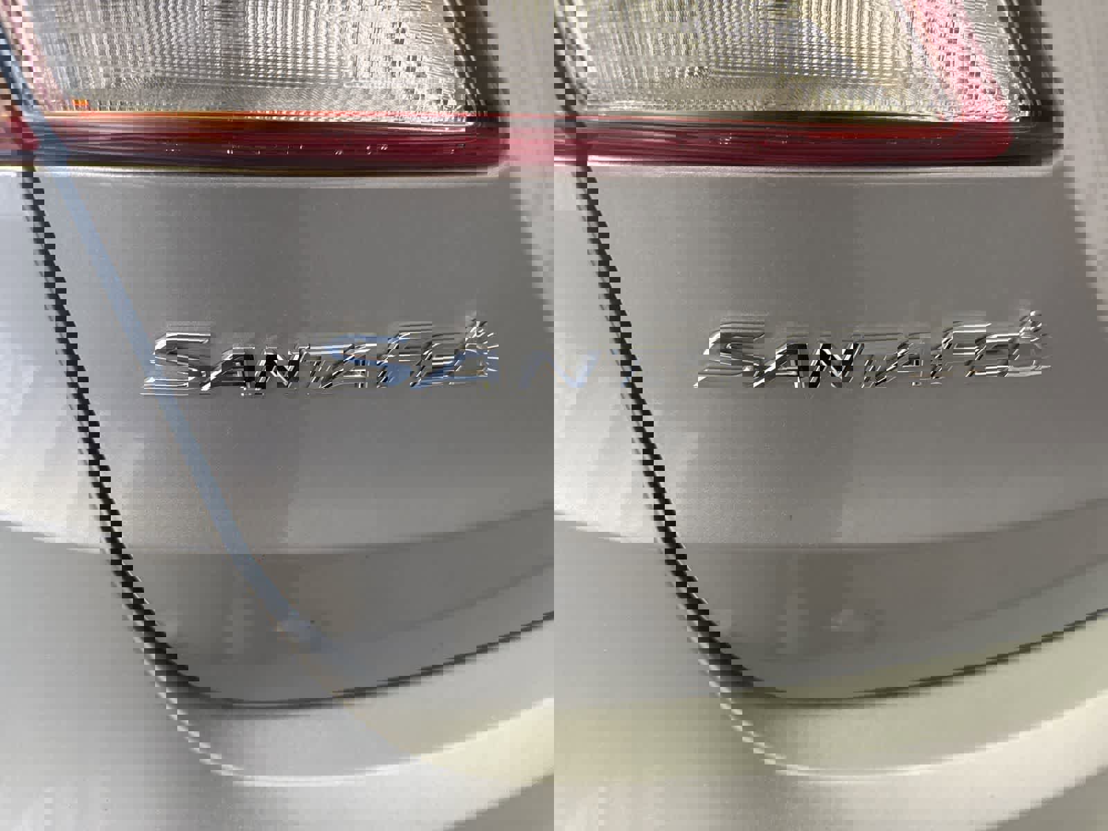 Used 2018 Hyundai Santa Fe SE image 13