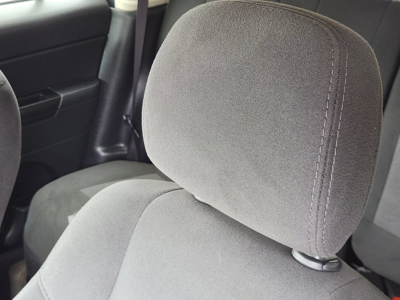 Used 2017 Jeep Patriot Latitude FWD image 12