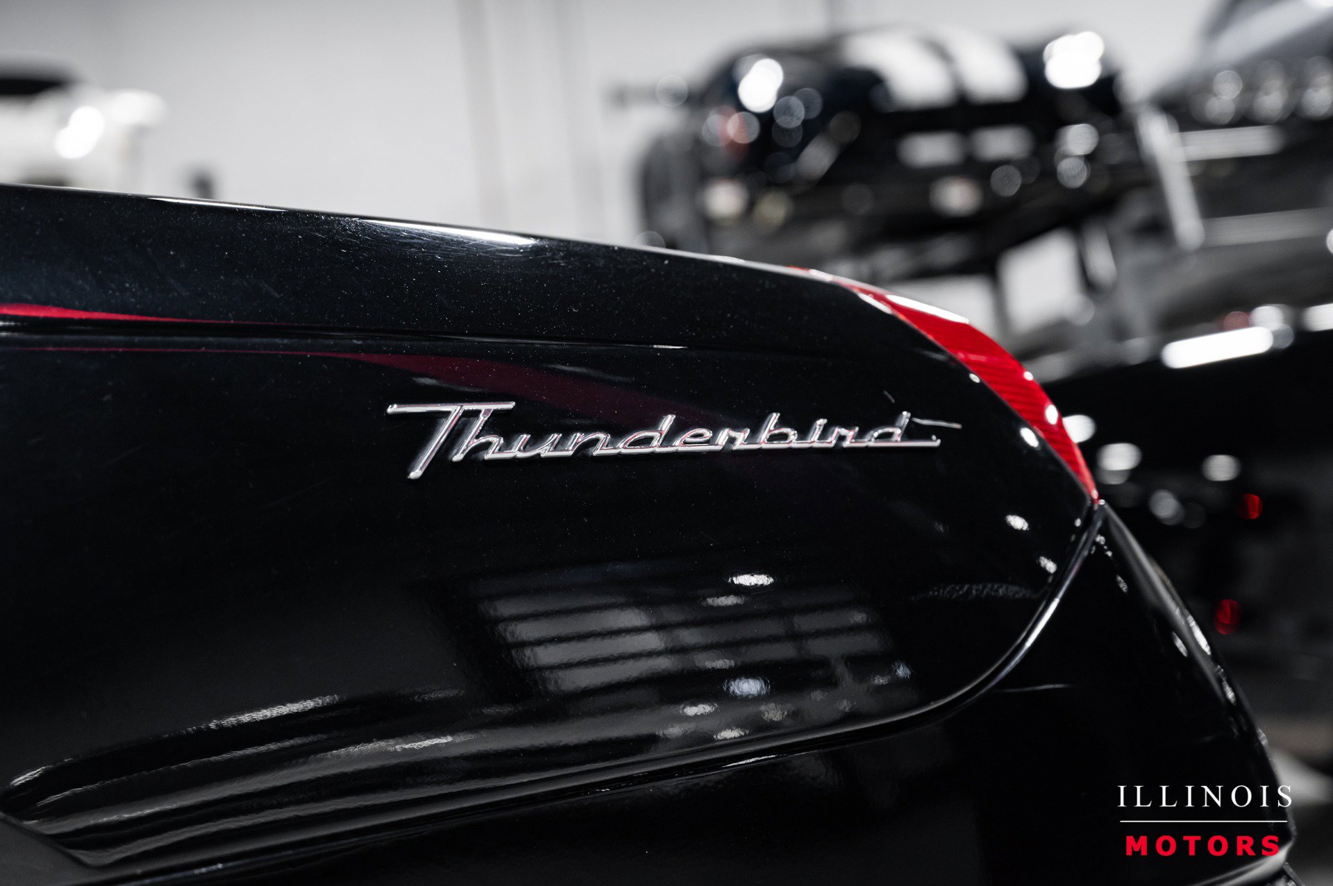 Used 2003 Ford Thunderbird Deluxe image 8