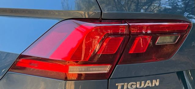 Used 2018 Volkswagen Tiguan SE FWD image 8