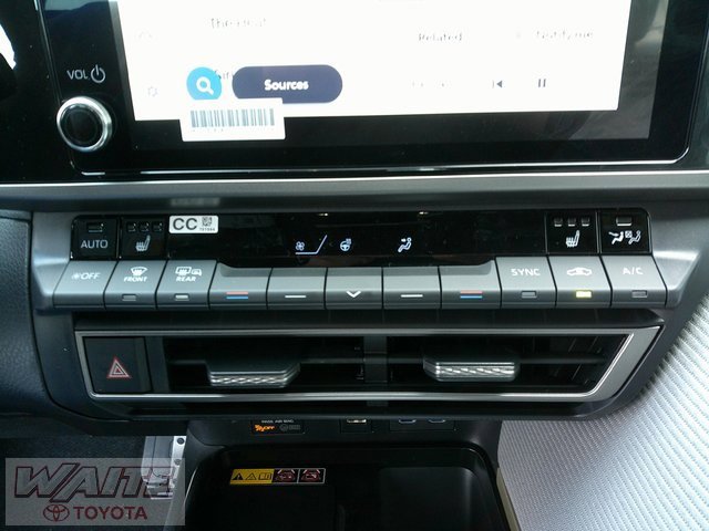 New 2026 Toyota Camry SE image 15