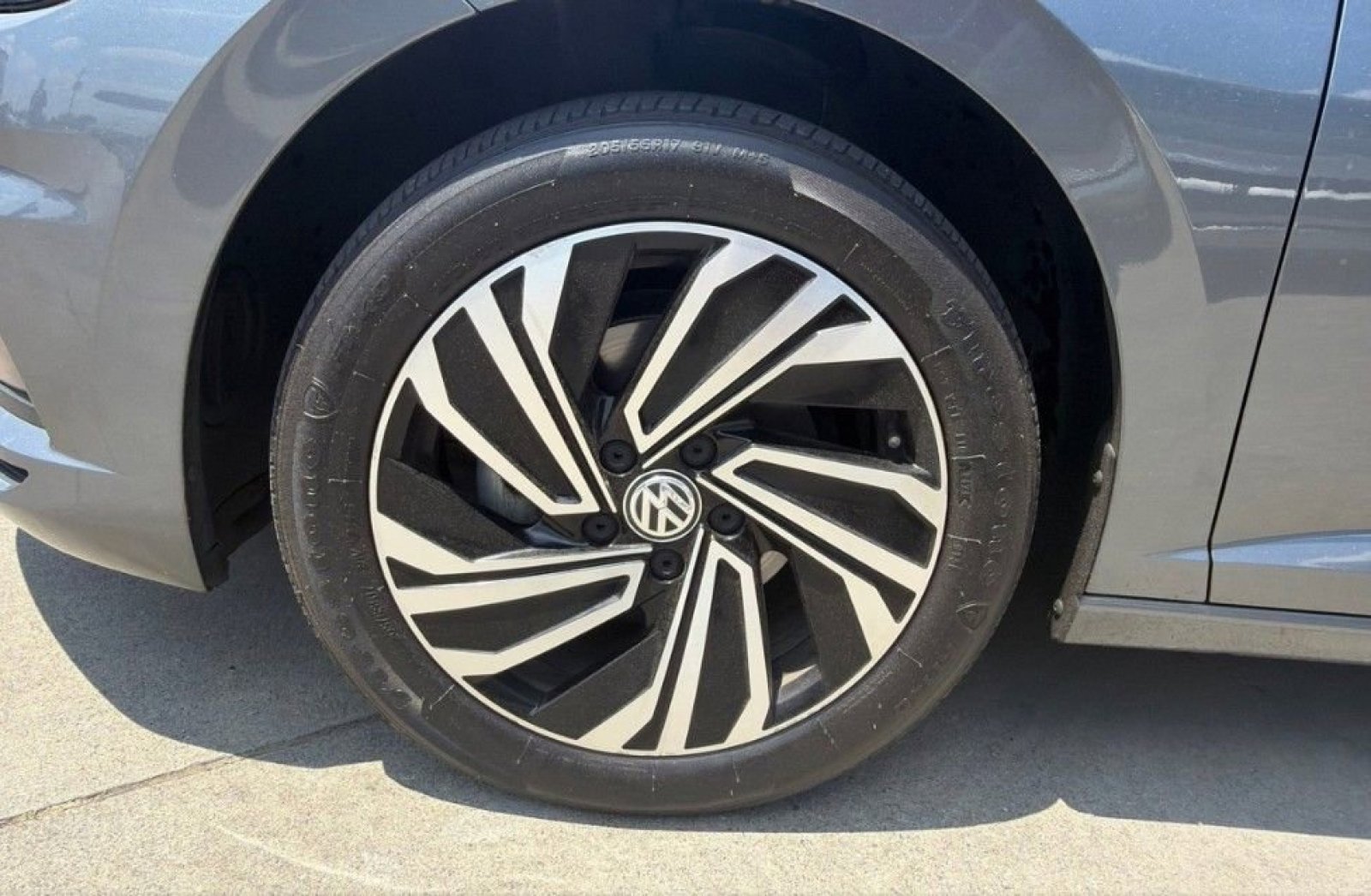 Used 2020 Volkswagen Jetta SEL Premium FWD image 12
