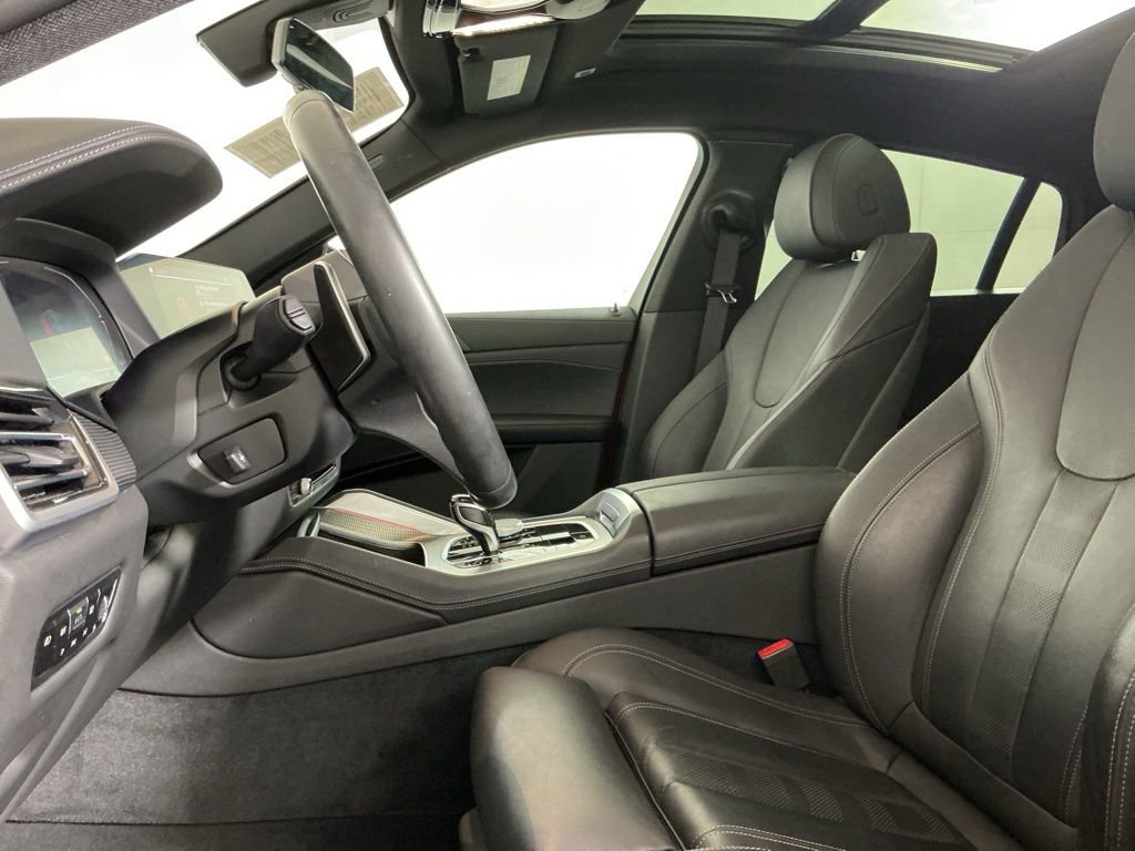 Used 2021 BMW X6 sDrive40i w/ M Sport Package image 27