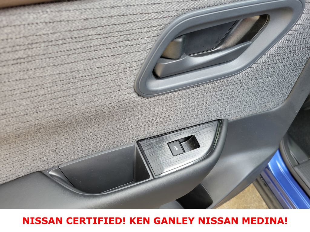 Certified 2023 Nissan Rogue S image 39