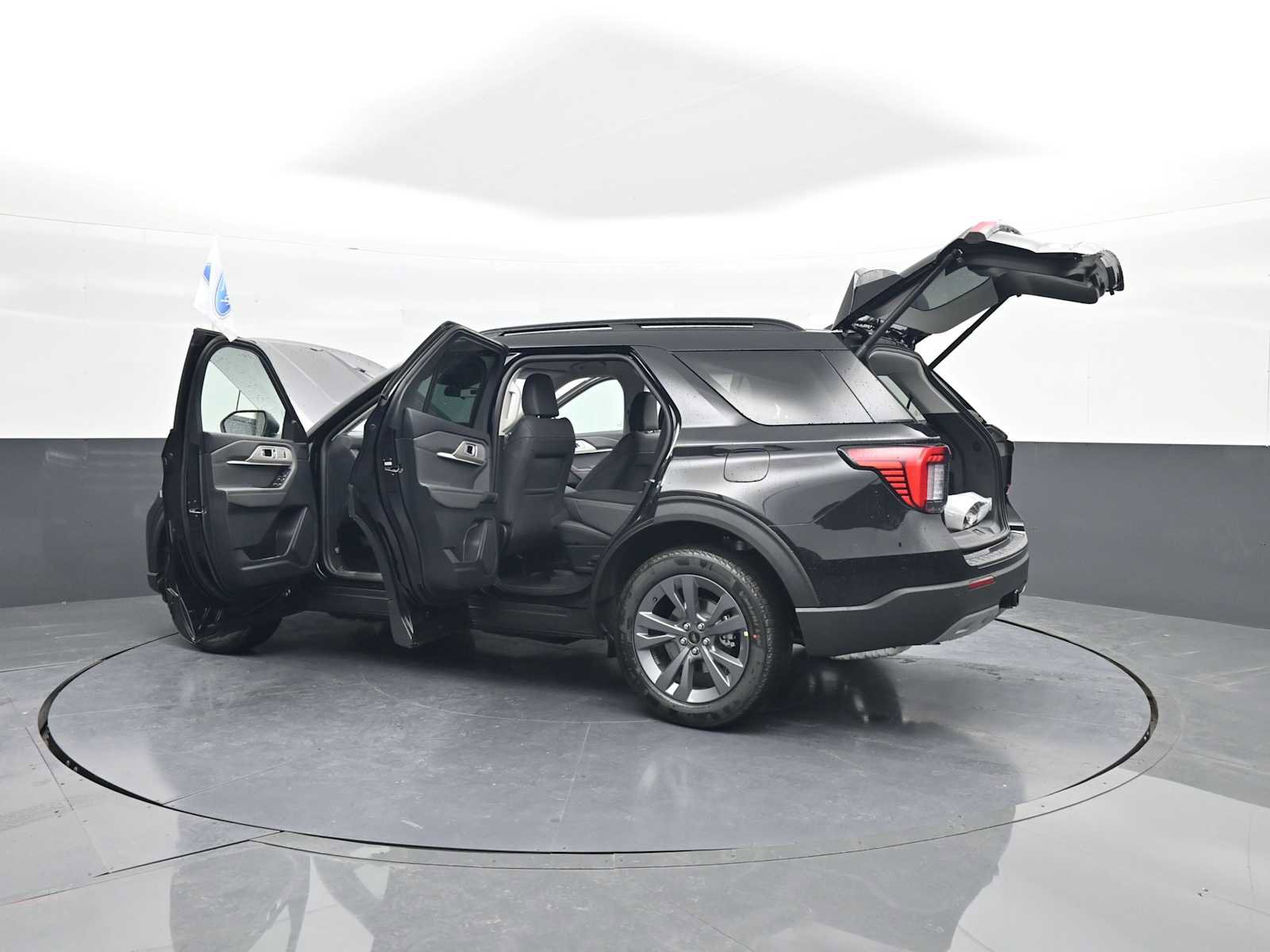 New 2026 Ford Explorer Active w/ Active Comfort Package image 69