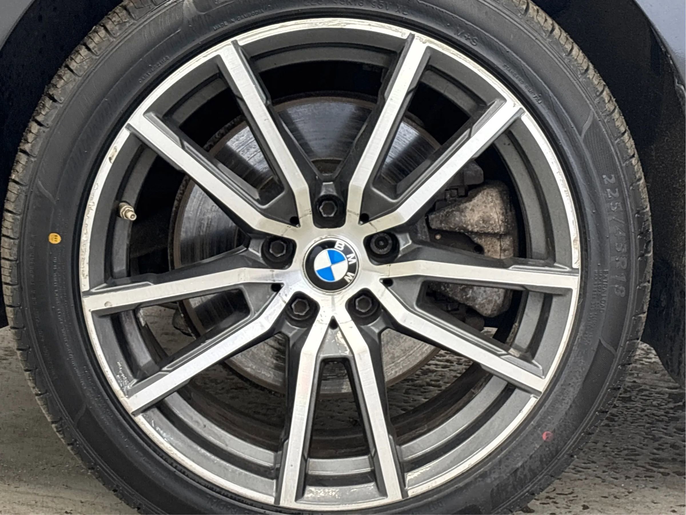 Used 2020 BMW 330i xDrive Sedan w/ Driving Assistance Package AWD/4WD image 30
