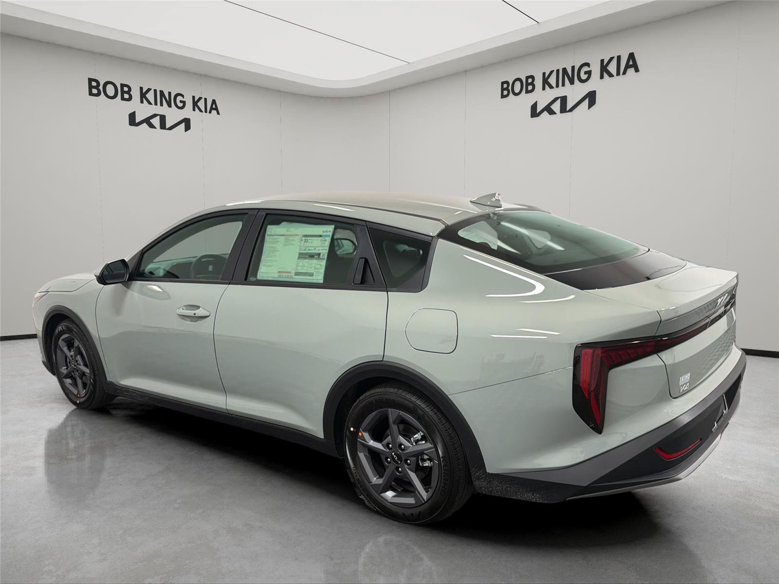 New 2026 Kia K4 FWD image 3