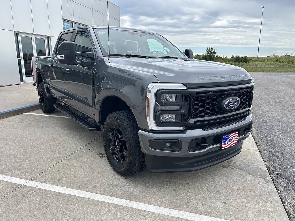 Used 2026 Ford F250 XL w/ STX Appearance Package AWD/4WD image 7