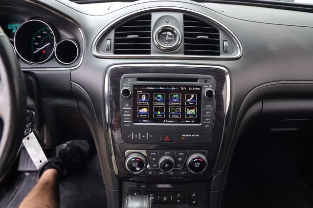 Used 2017 Buick Enclave Leather image 18