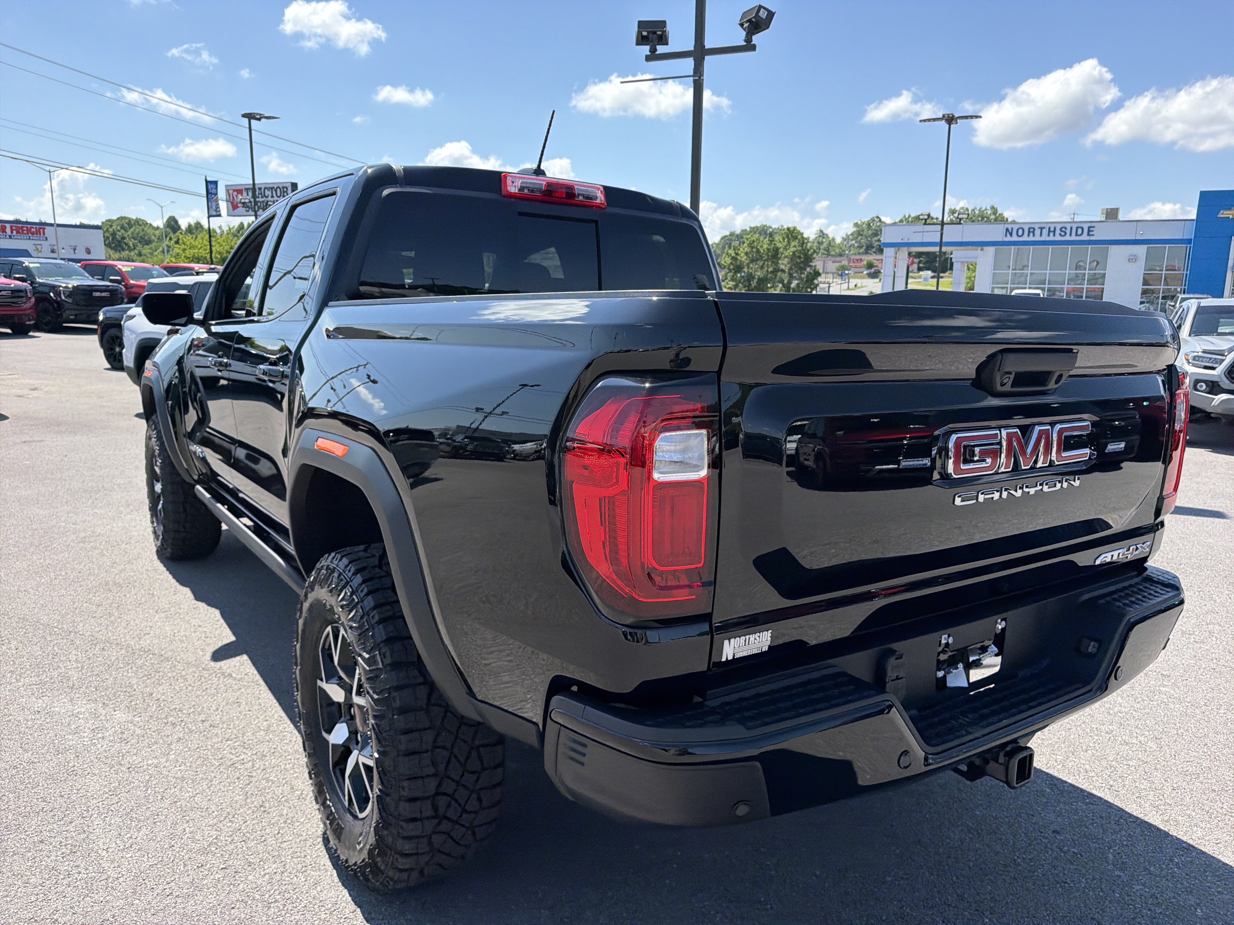 New 2026 GMC Canyon AT4X AWD/4WD image 8