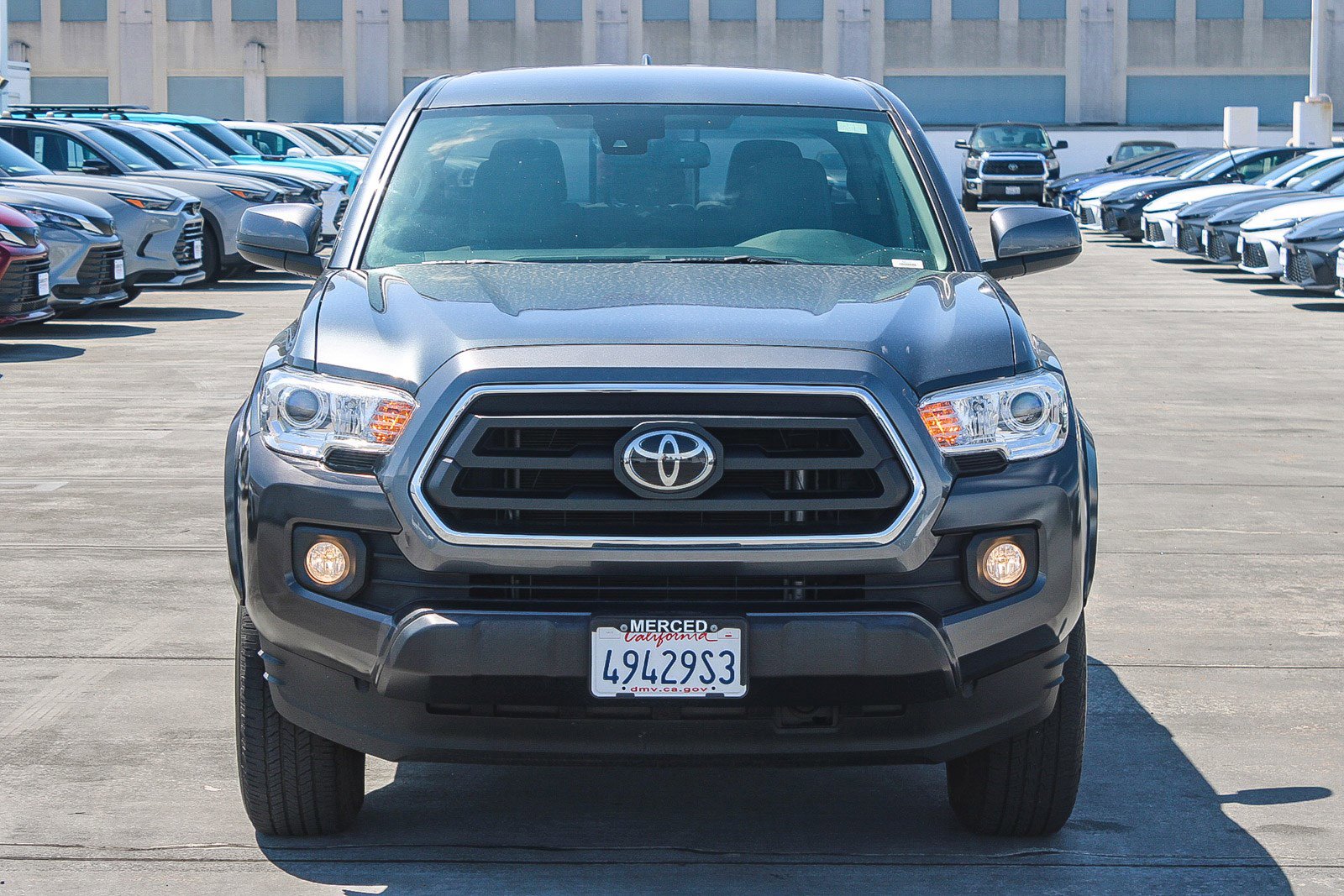 Used 2023 Toyota Tacoma SR5 image 3