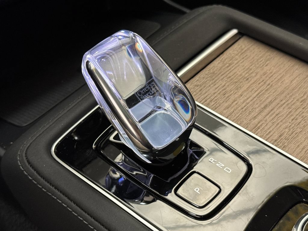 New 2026 Volvo XC90 B5 Core AWD/4WD image 22