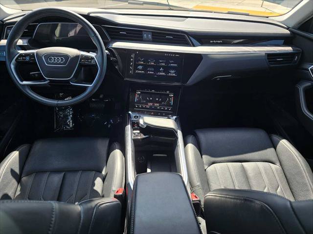 Used 2024 Audi Q8 e-tron Prestige w/ Prestige Package AWD/4WD image 19