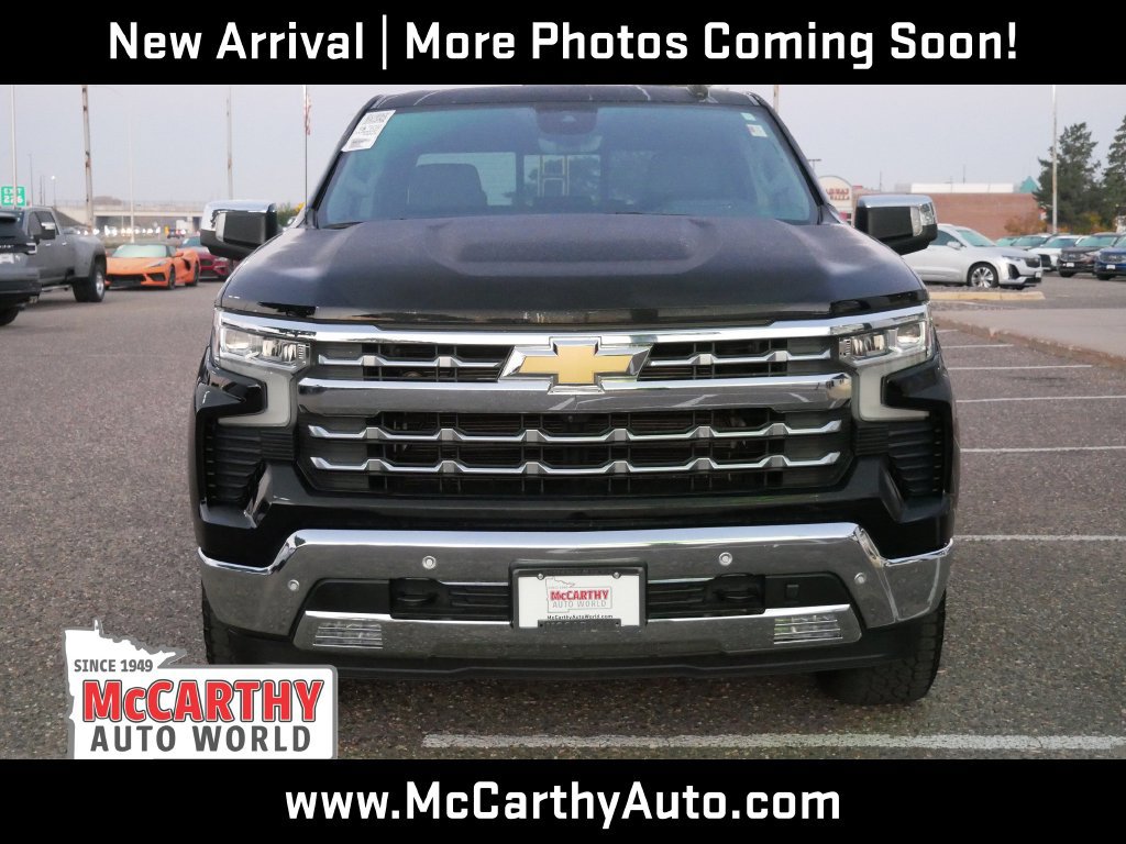 Used 2024 Chevrolet Silverado 1500 LTZ w/ LTZ Premium Package AWD/4WD image 4