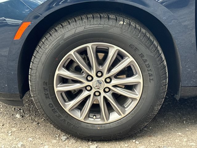 Used 2023 Buick Enclave Essence FWD image 24
