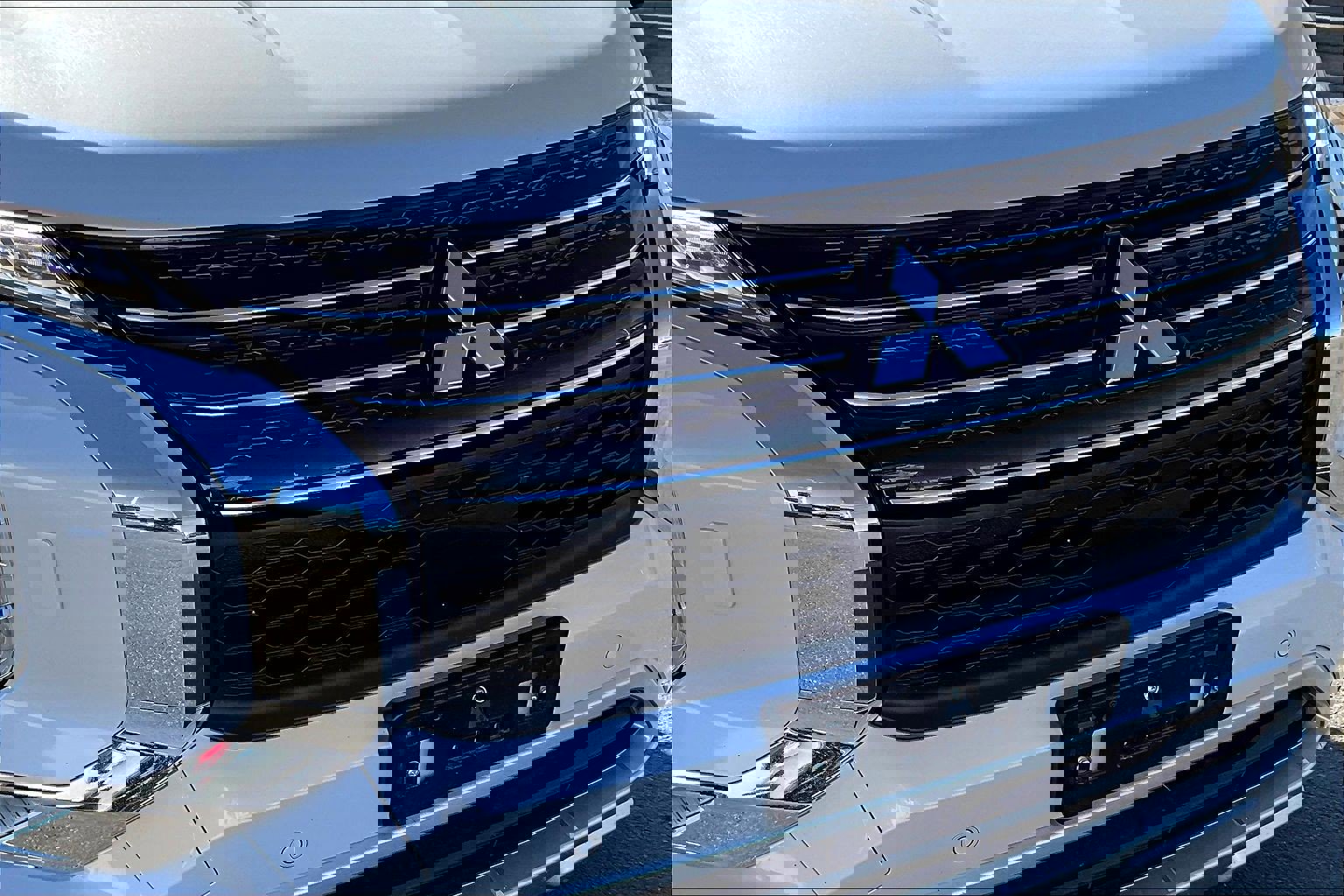 Used 2024 Mitsubishi Outlander SE image 33