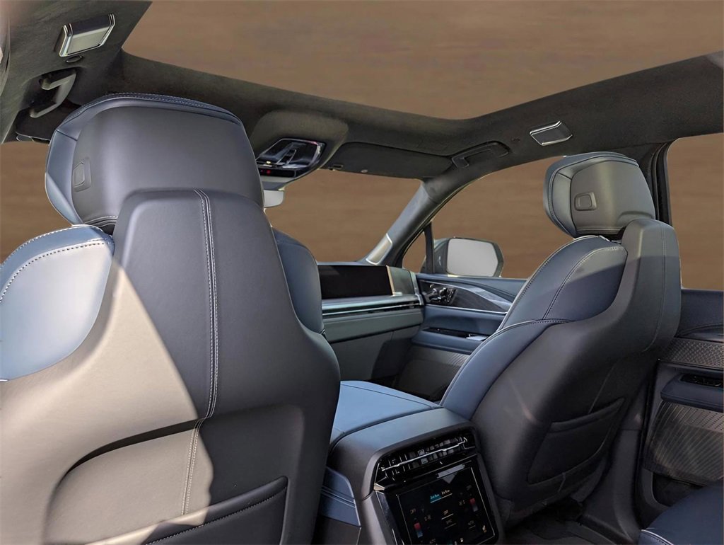 New 2025 Cadillac Escalade IQ Luxury 2 image 19