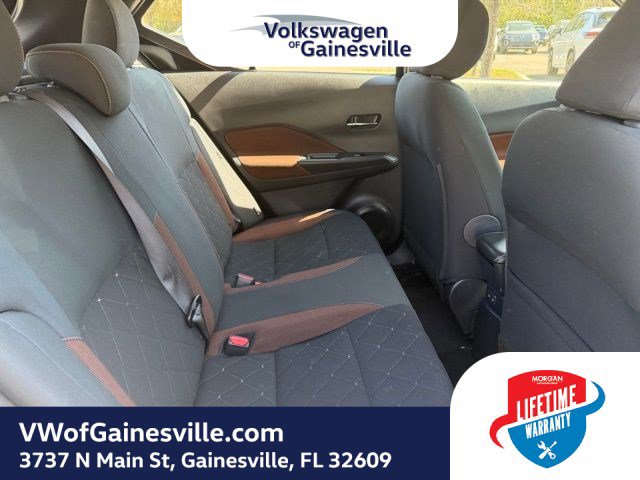 Used 2020 Nissan Kicks SR image 8