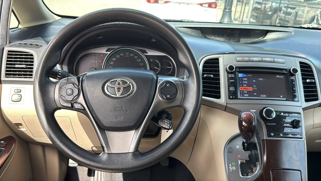 Used 2013 Toyota Venza LE FWD image 22