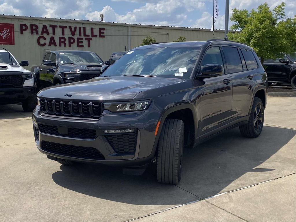 New 2026 Jeep Grand Cherokee L Limited w/ Limited Altitude Package RWD image 3
